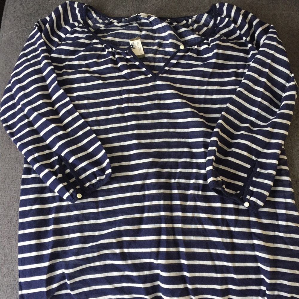 100% cotton - lightweight - great as a coverup